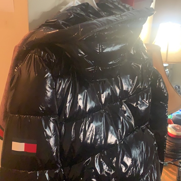 Woman’s medium Tommy Hilfiger Winter Coat - Picture 3 of 3